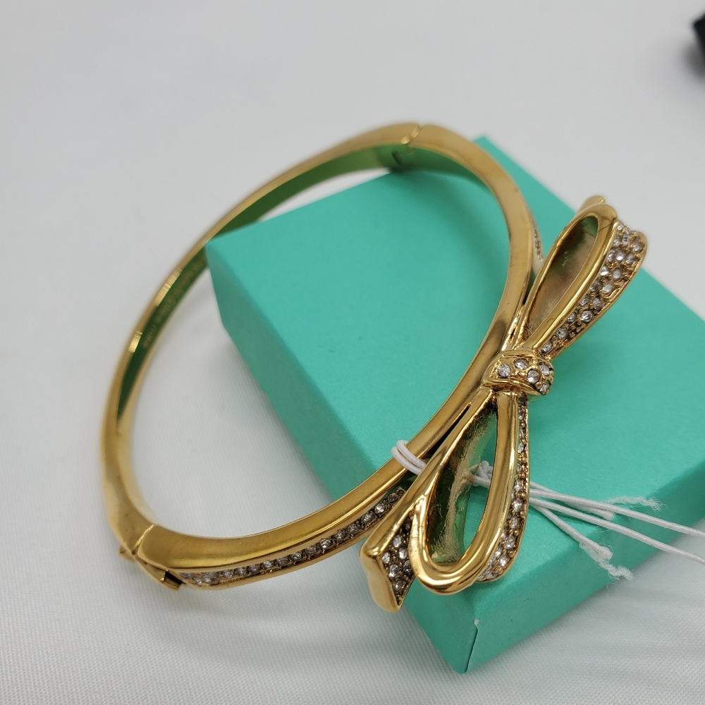 Kate Spade Love notes bangle